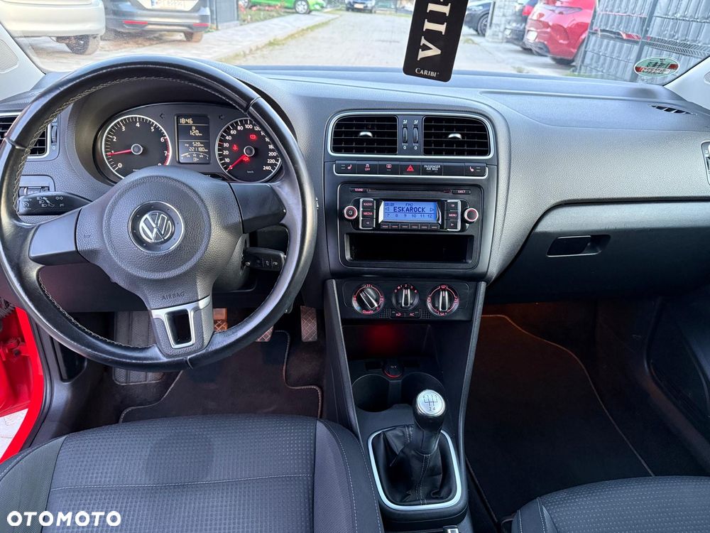 Volkswagen Polo 1.2 Blue Motion Technology Team - 34