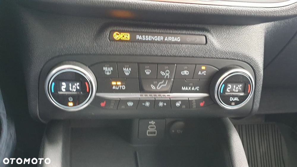 Ford Kuga 2.5 FHEV AWD Titanium X - 30