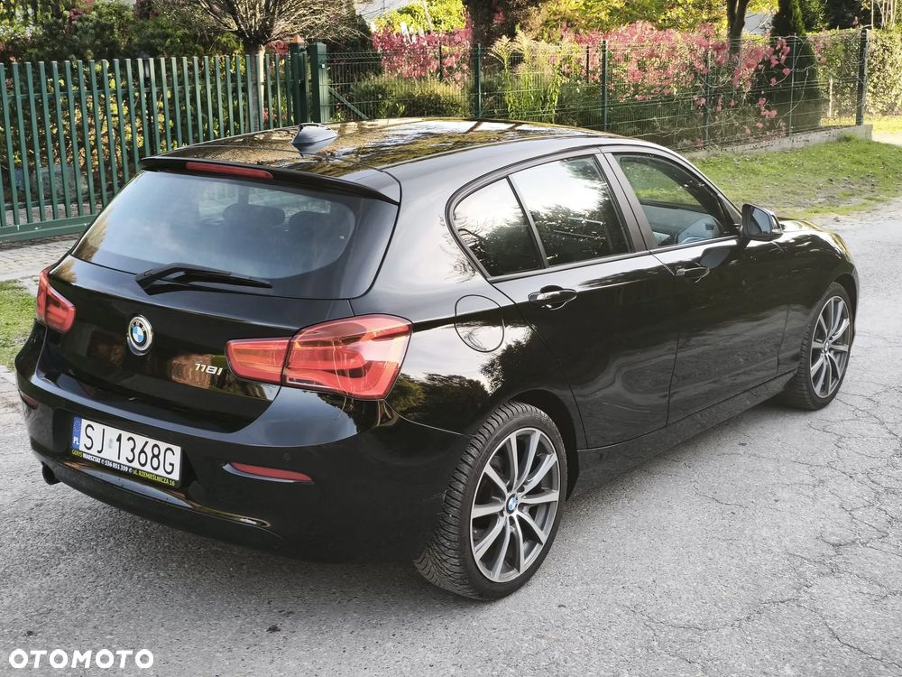 BMW Seria 1 118i Sport Line - 12