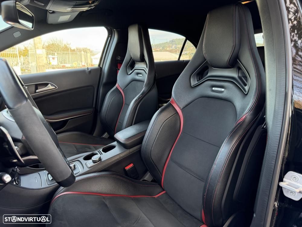 Mercedes-Benz A 45 AMG 4-Matic - 9