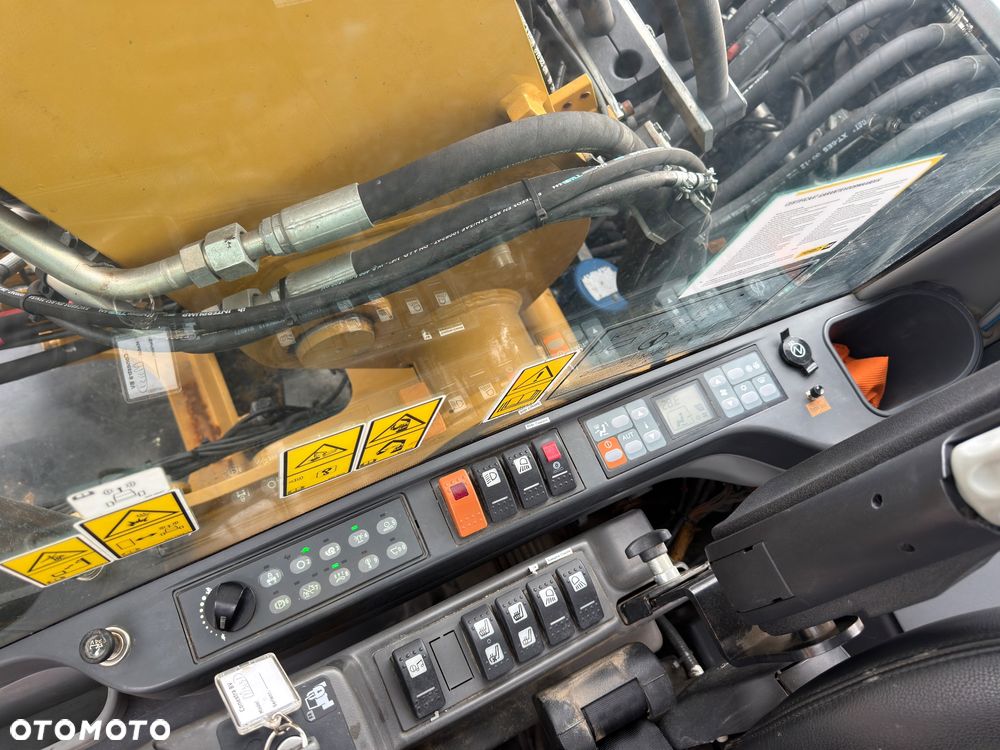 Caterpillar 313d - 25