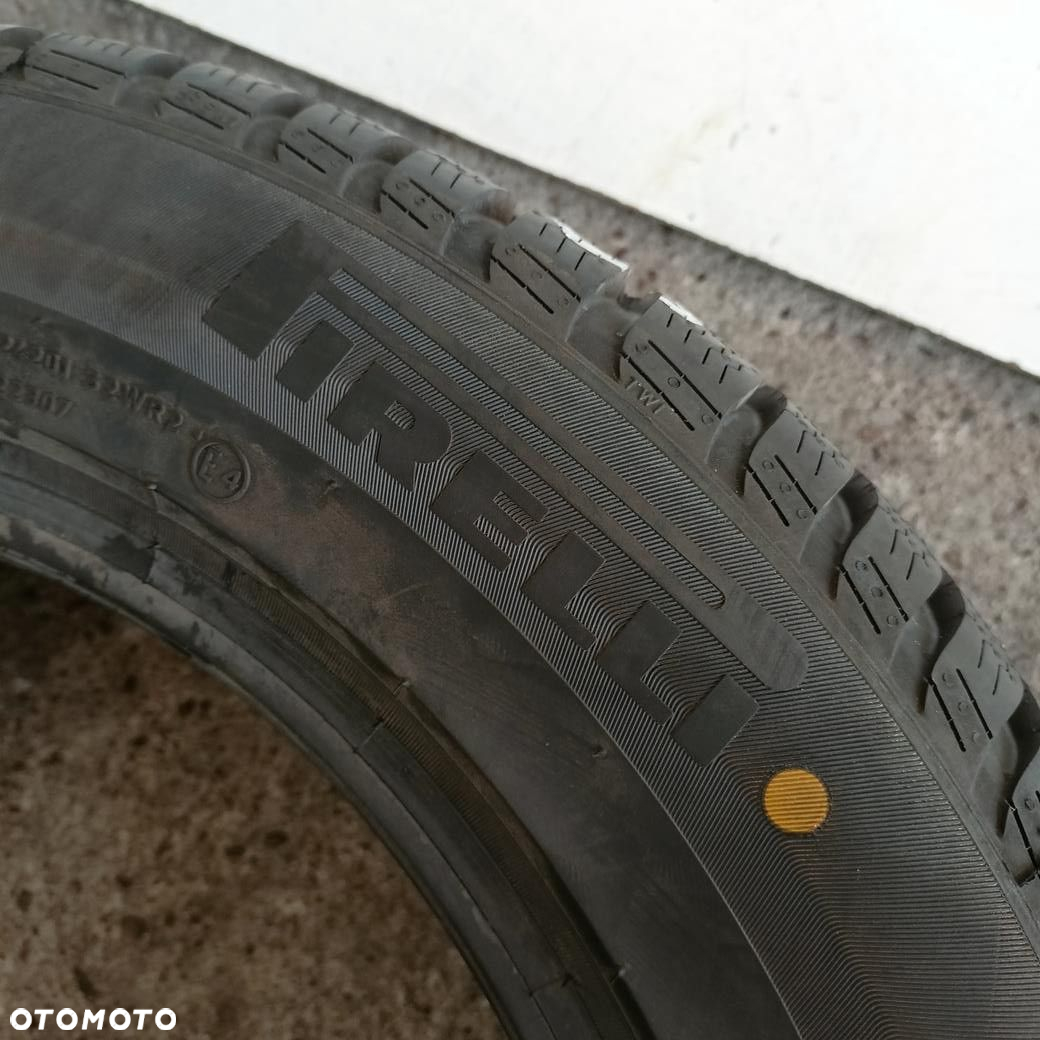 Opona 205/60/16 Pirelli Sottozero 3 (NF2083) - 3