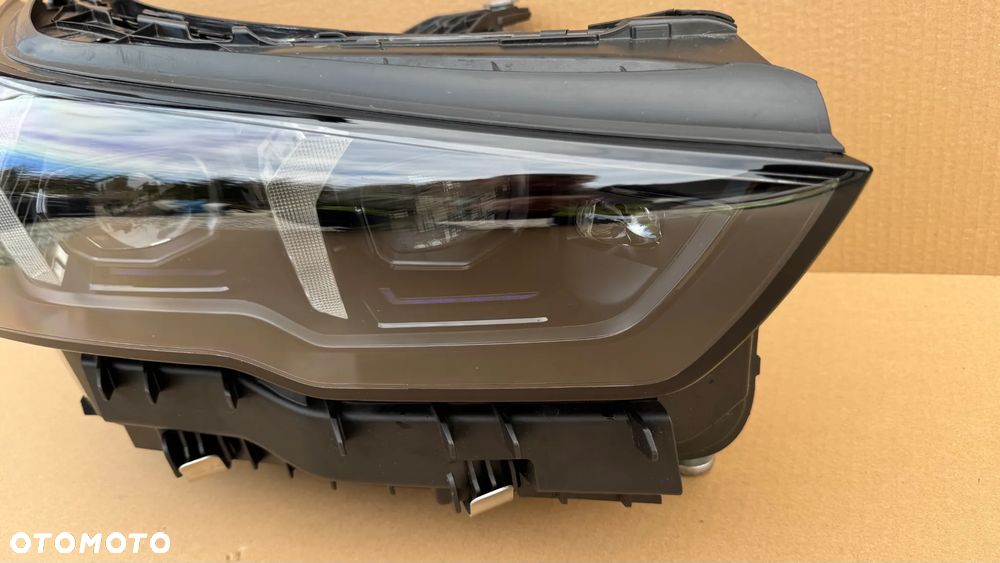 Lampa BMW 5 G60 G61 SHADOW  PRAWA PRZÓD PRZEDNIA - 3