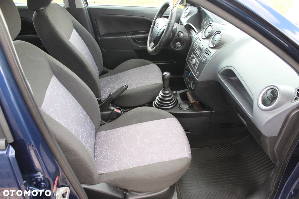 Ford Fiesta 1.3 - 11