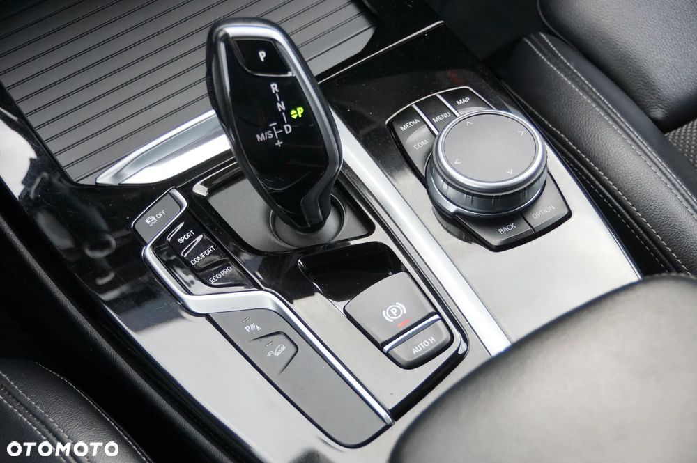 BMW X3 xDrive20d - 22