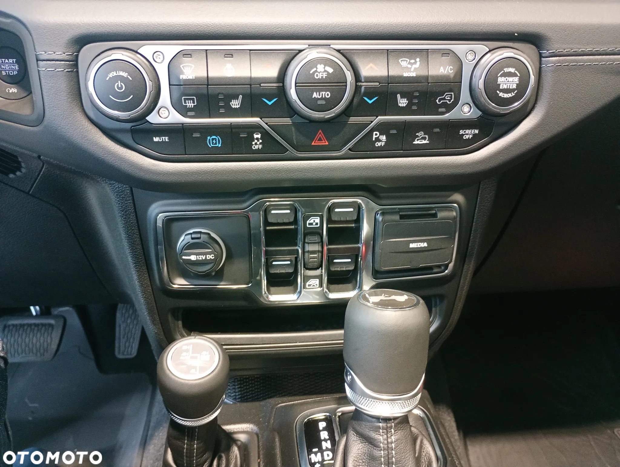Jeep Wrangler Unlimited 2.0 Turbo PHEV 4xe Sahara - 10