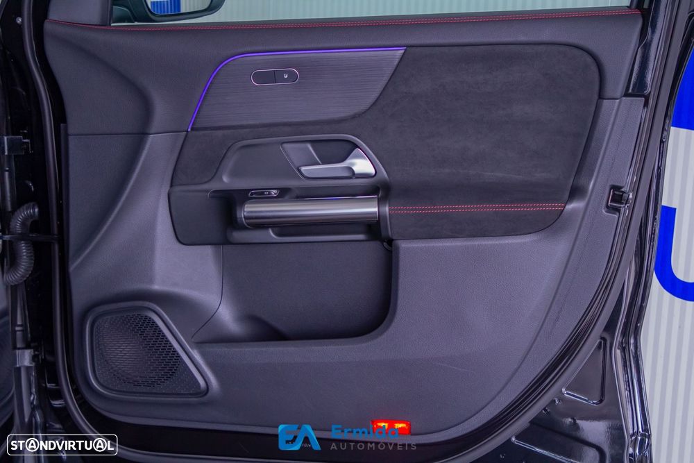 Mercedes-Benz GLA 250 - 36