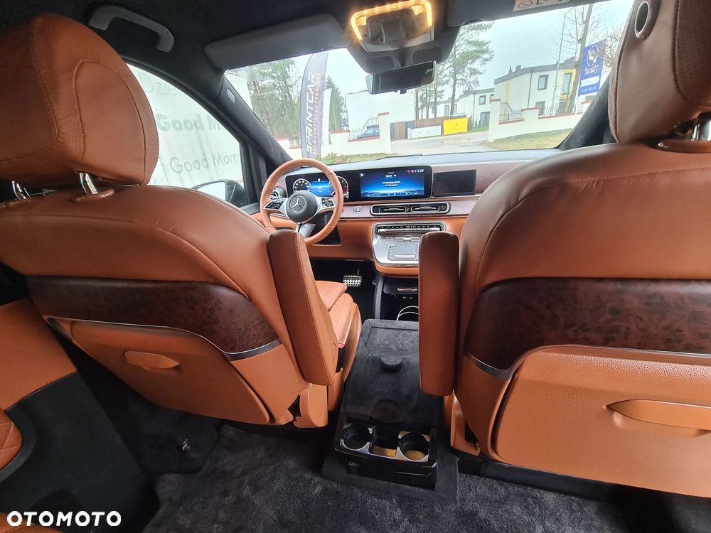 Mercedes-Benz Klasa V 300 d 4-Matic 9G-Tronic - 9