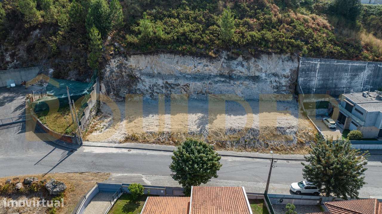 Terreno construção em Póvoa de Lanhoso - Grande imagem: 2/15