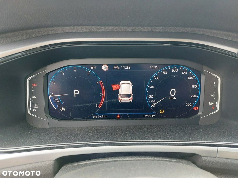 Volkswagen T-Roc - 31