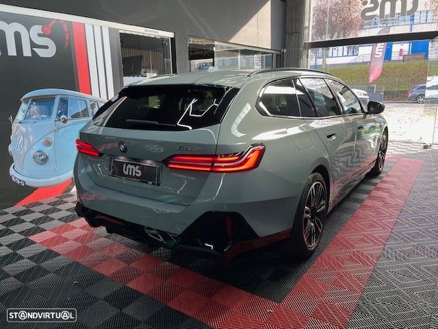 BMW 530 e Pack Desportivo M - 4