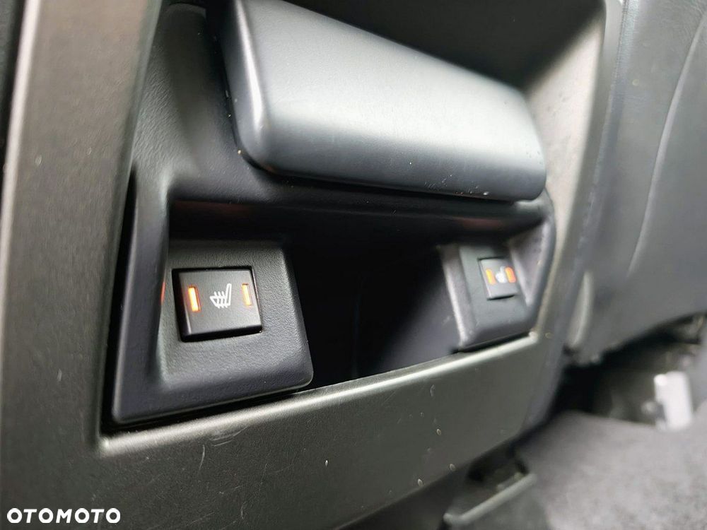 Land Rover Discovery - 40