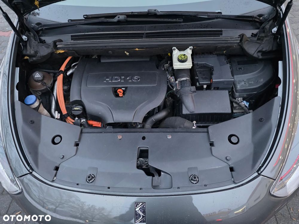 Citroën DS5 2.0 HDi Hybrid4 SportChic MCP - 11