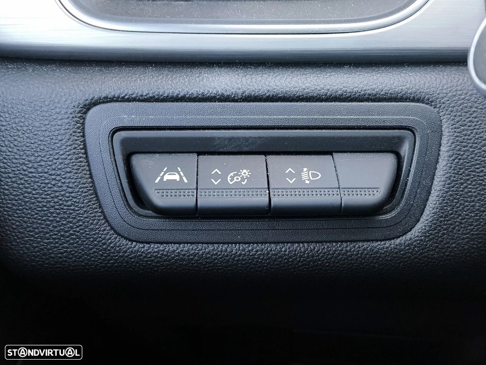 Renault Captur 1.0 TCe Exclusive - 27