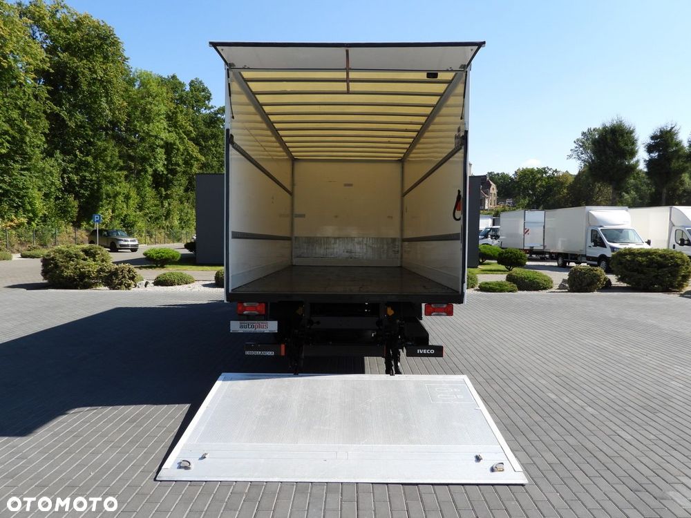 Iveco DAILY 72C18 WINDA 14 PALET TEMPOMAT PNEUMATYKA AUTOMAT HI-MATIC BLIŹNIACZE KOŁA KLIMATYZACJA  180KM - 17