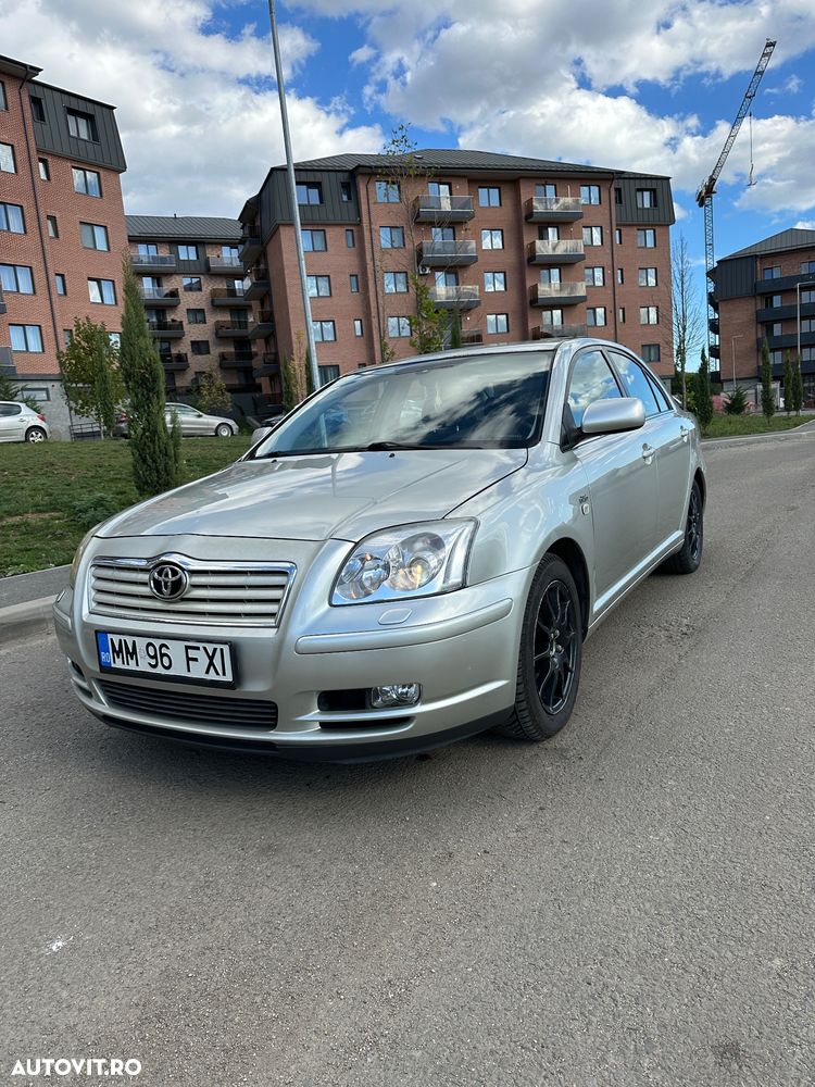 Toyota Avensis 2.0 D-4D - 1