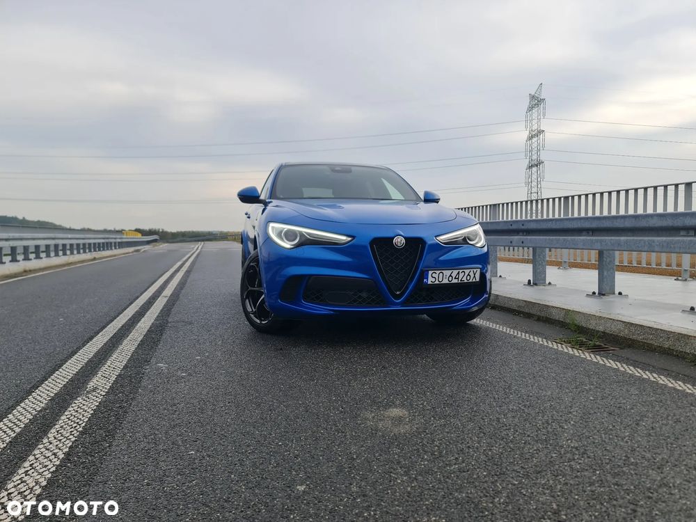 Alfa Romeo Stelvio V6 2.9 Bi-Turbo AT8-Q4 Quadrifoglio - 12