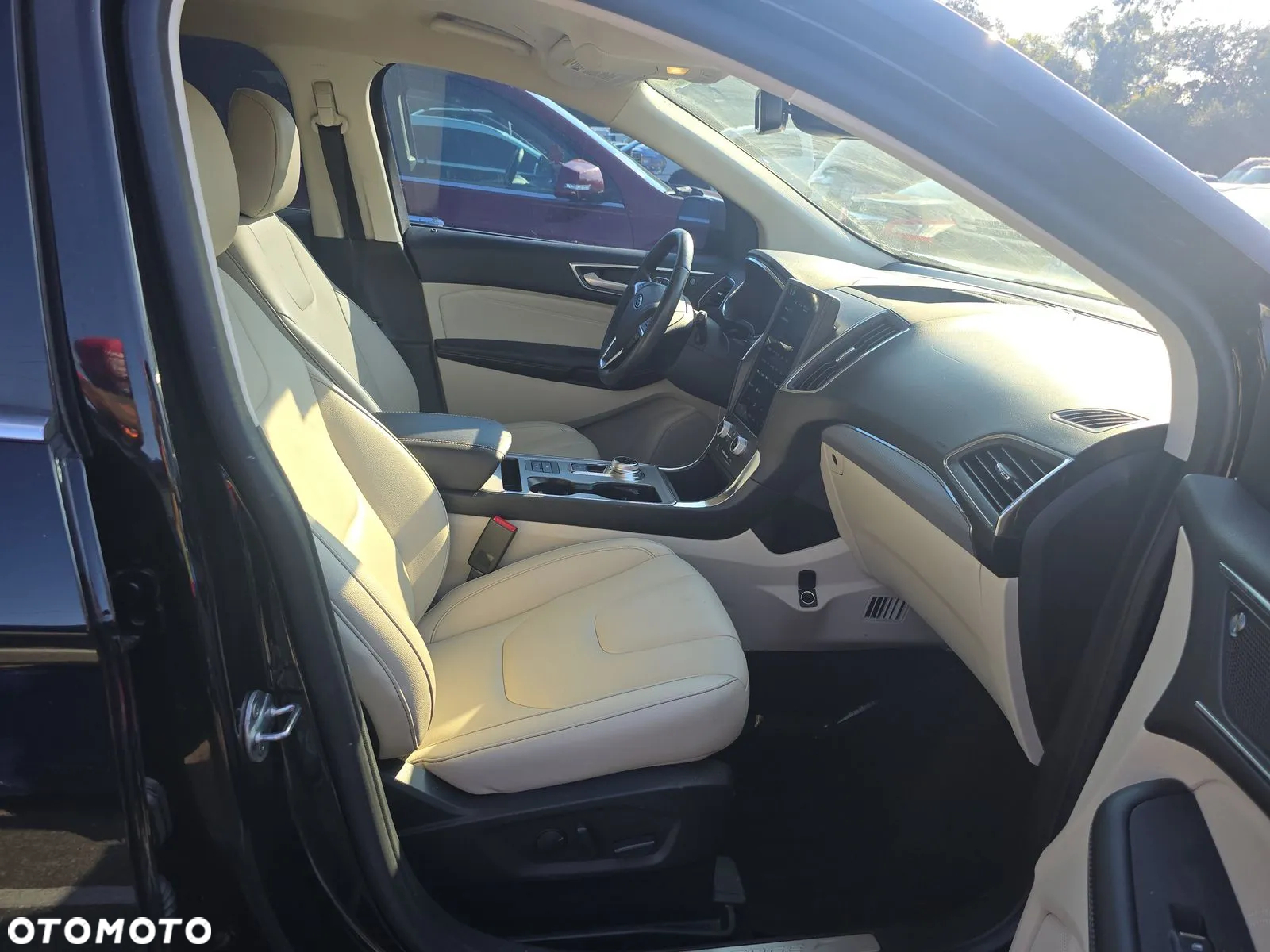 Ford Edge - 11