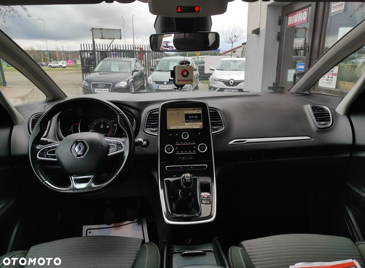 Renault Scenic - 12