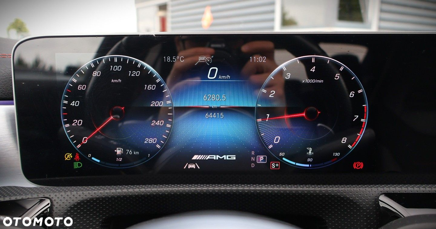 Mercedes-Benz CLA - 21