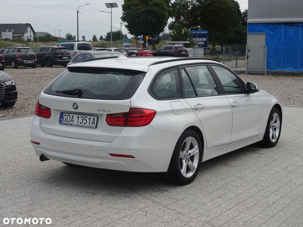 BMW Seria 3 318d - 13