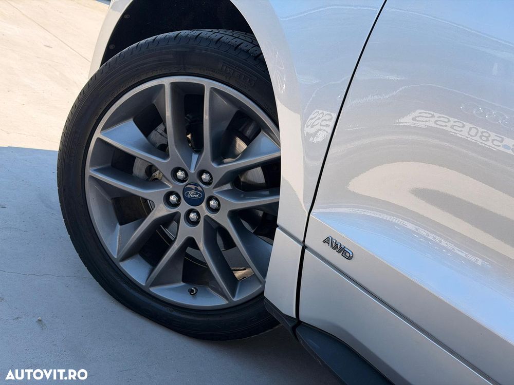 Ford Edge 2.0 TDCi Powershift Titanium - 20