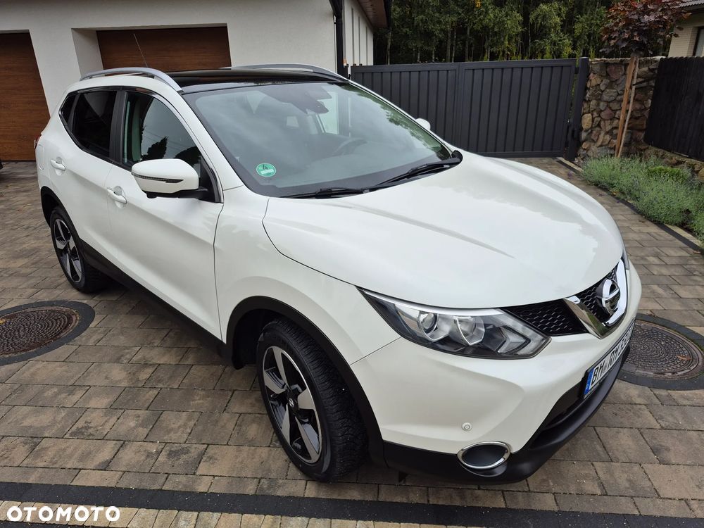 Nissan Qashqai 1.6 dCi TEKNA+ - 4
