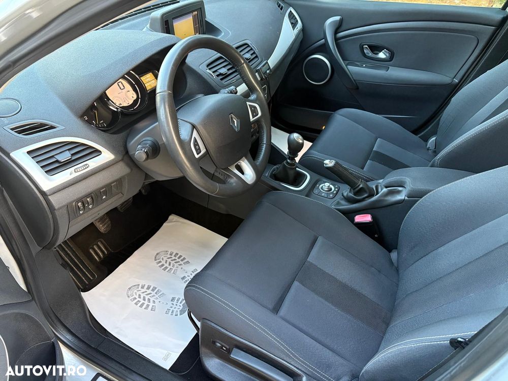 Renault Megane 1.9 dCi FAP Dynamique - 7