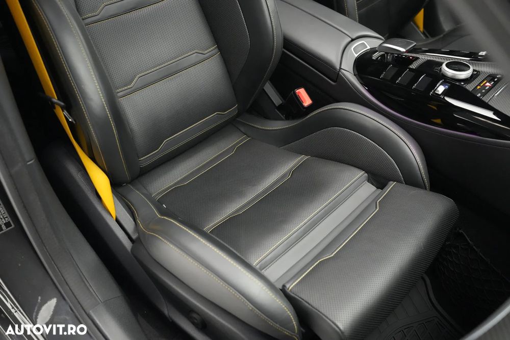 Mercedes-Benz AMG GT 4-door Coupe 63 S 4Matic+ - 39
