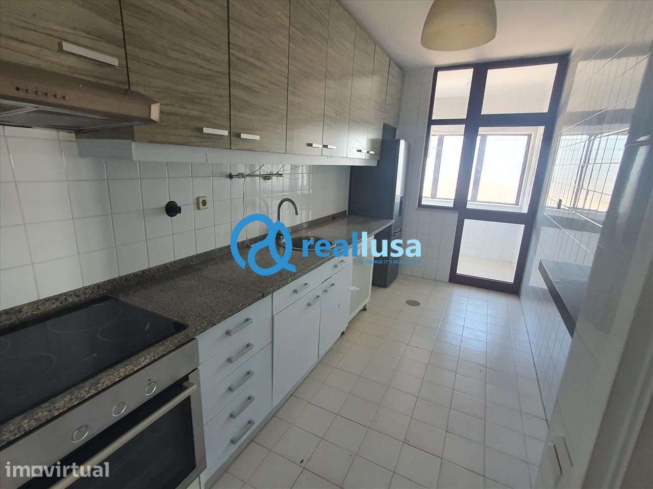 Apartamento T3 c/ Garagem Vilar de Andorinho Vila Nova de Gaia - Grande imagem: 2/18