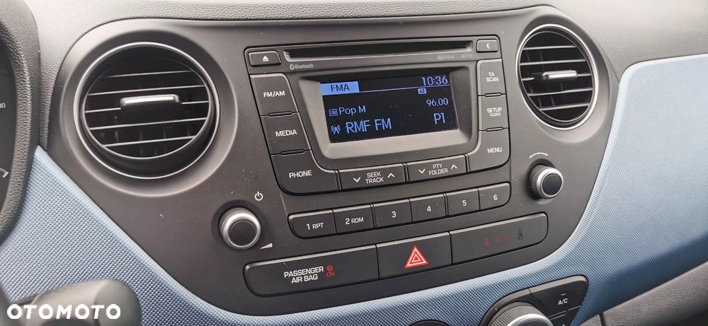 Hyundai i10 1.2 Fifa World Cup Edition - 12