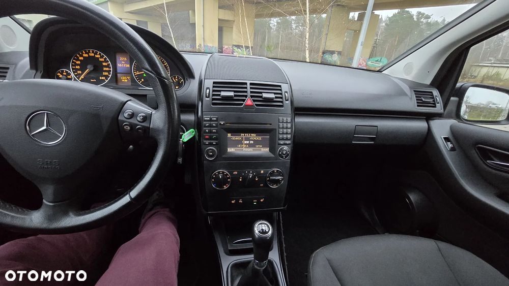 Mercedes-Benz Klasa A 160 BlueEFFICIENCY Avantgarde - 28