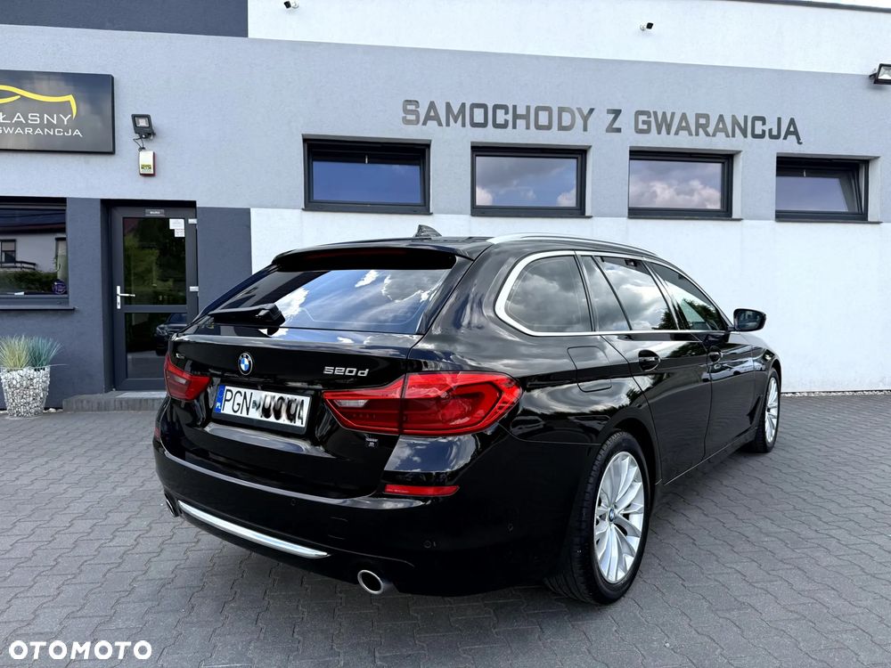 BMW Seria 5 520d xDrive Luxury Line - 3