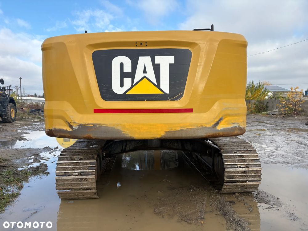 Caterpillar 330 GC - 12