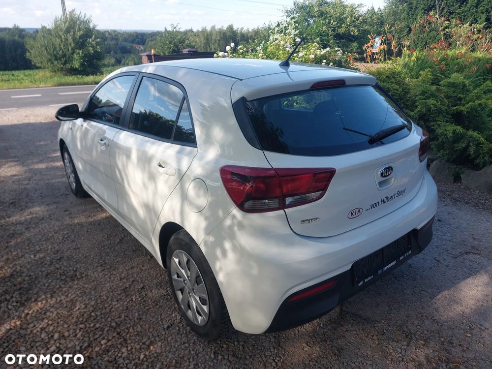 Kia Rio - 6