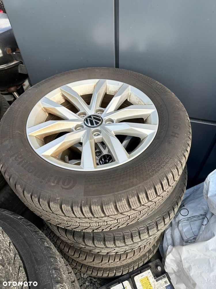 Volkswagen Passat - 22