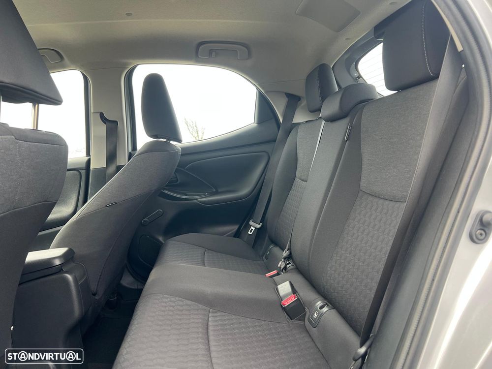 Toyota Yaris 1.5 HDF Comfort Plus - 12