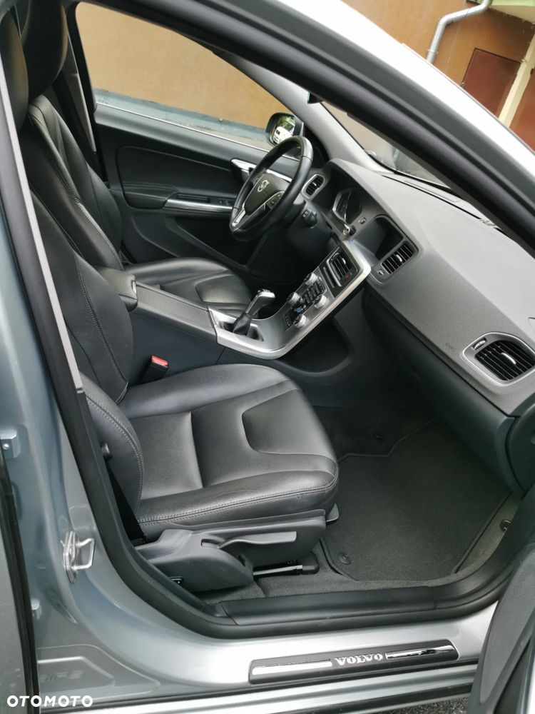 Volvo V60 T3 - 14