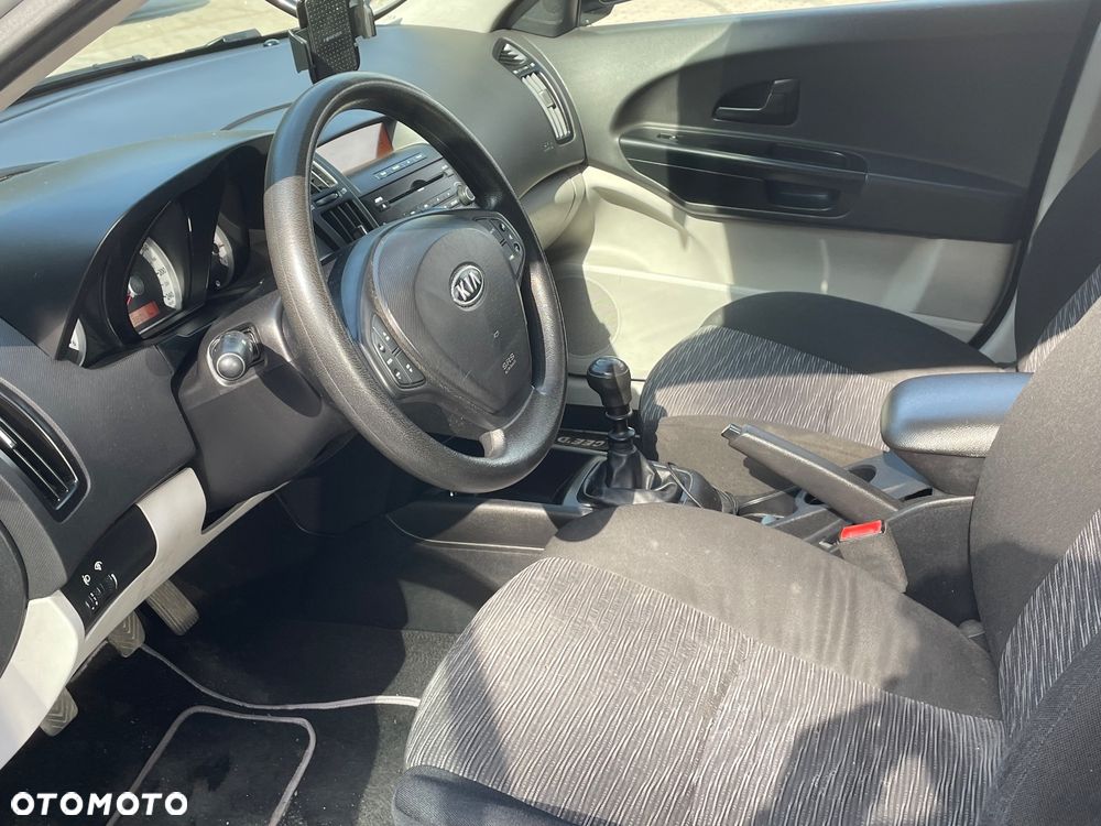 Kia Ceed 1.6 Crdi Comfort - 15