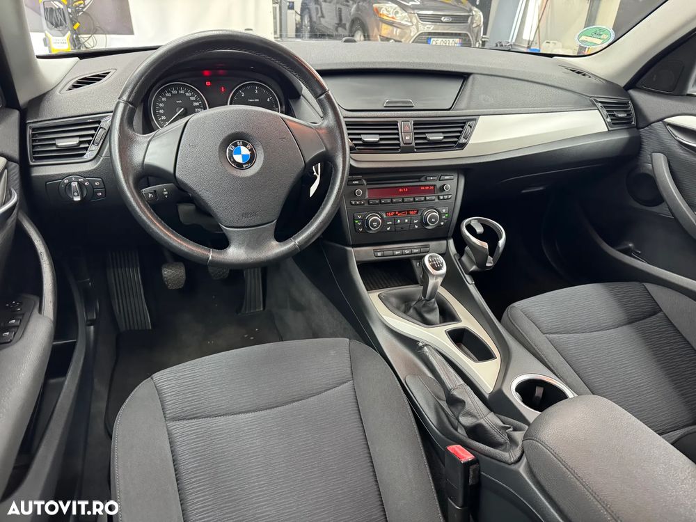 BMW X1 xDrive20d Sport Line - 4