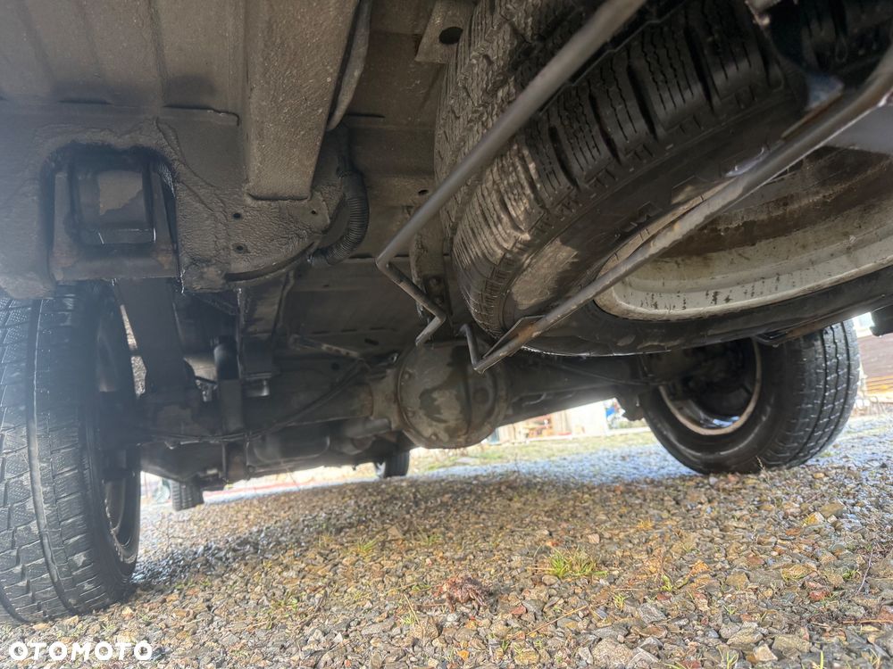 Mercedes-Benz 319 - 11