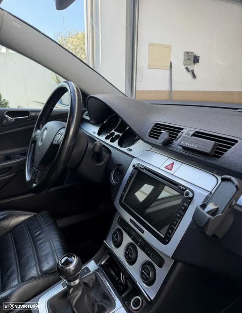 VW Passat 2.0 FSI 4Motion R-Line Edition - 9