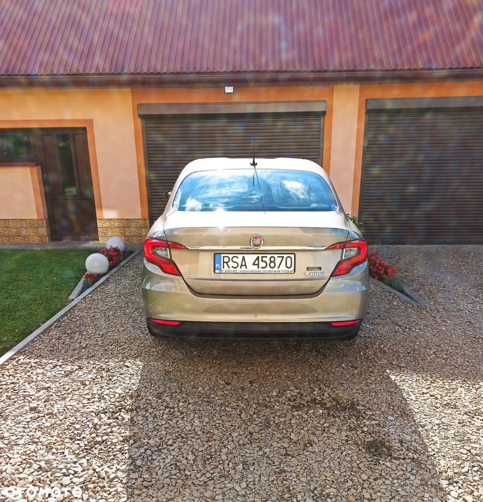 Fiat Tipo 1.4 16V Lounge EU6d - 4