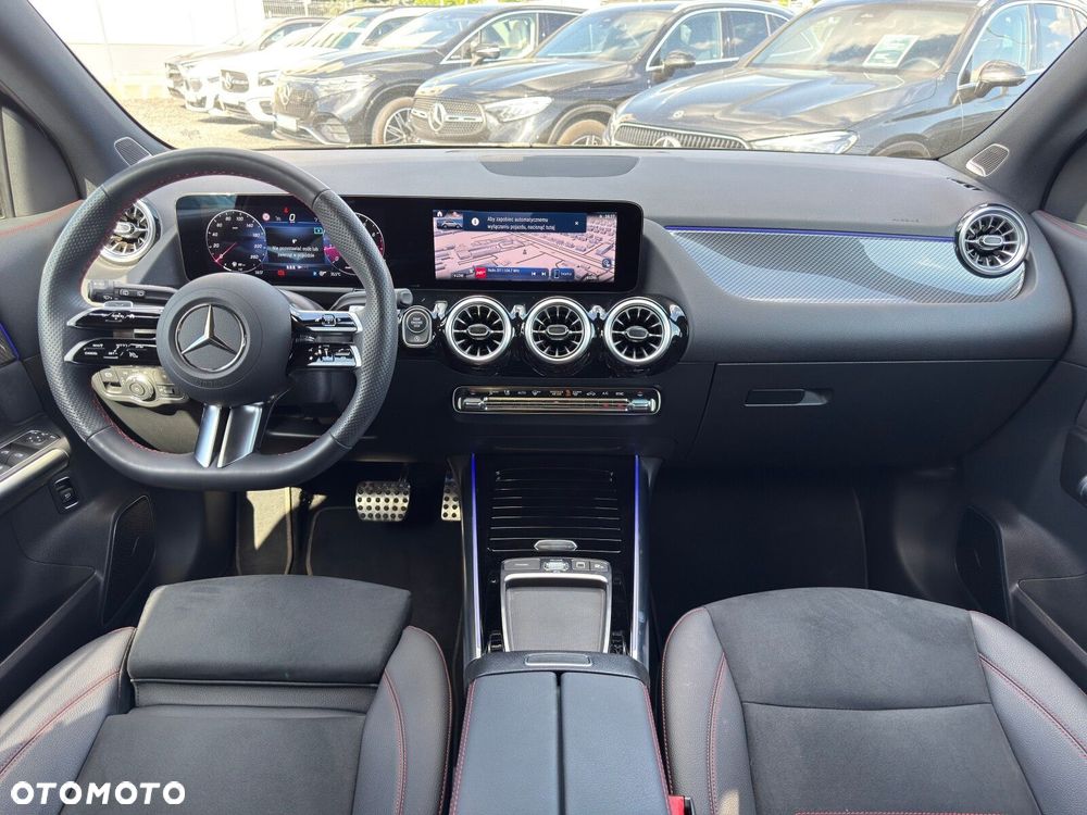 Mercedes-Benz GLA 220 mHEV 4-Matic AMG Line 8G-DCT - 22
