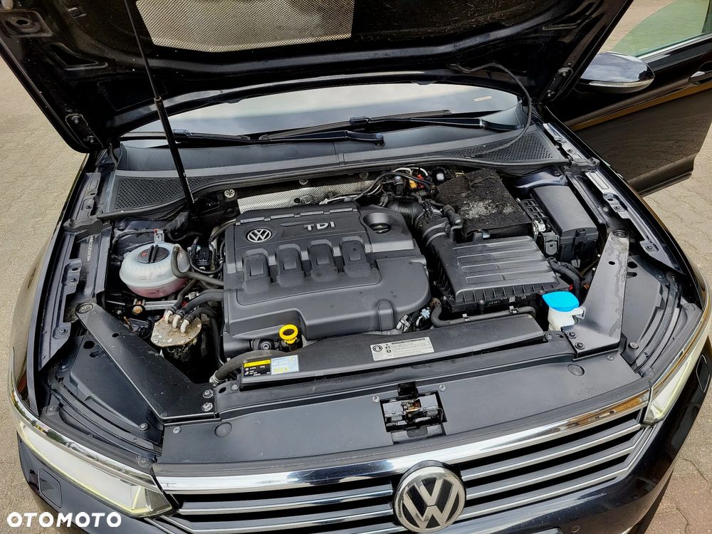 Volkswagen Passat - 28