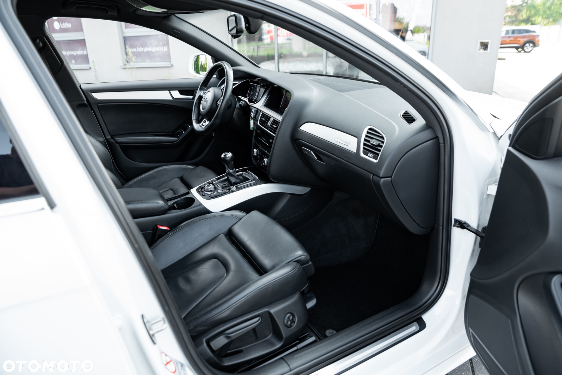 Audi A4 Avant 3.0 TDI DPF quattro S line Sportpaket - 8