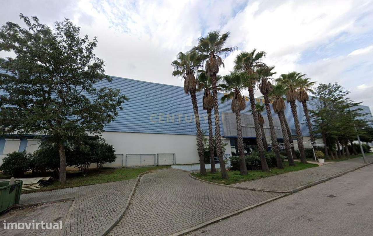 Armazém à venda em Vialonga - Grande imagem: 2/10