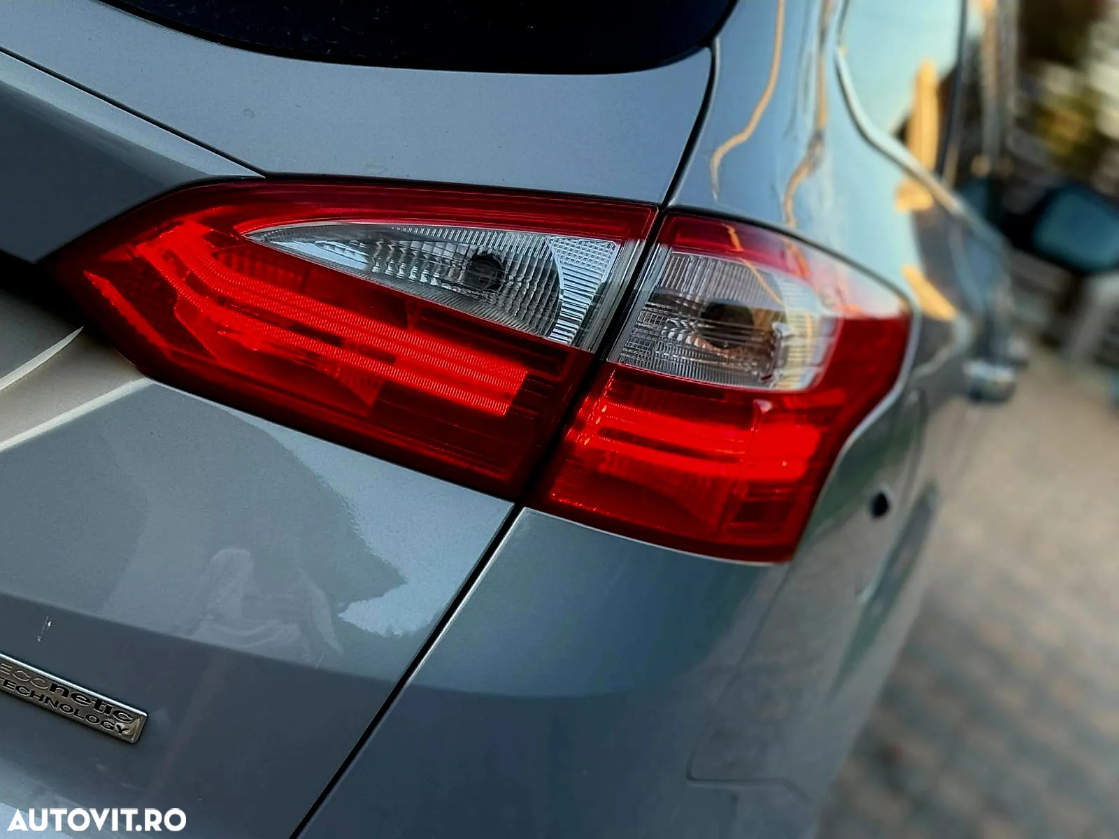 Ford Focus 2.0 TDCi DPF Titanium - 10