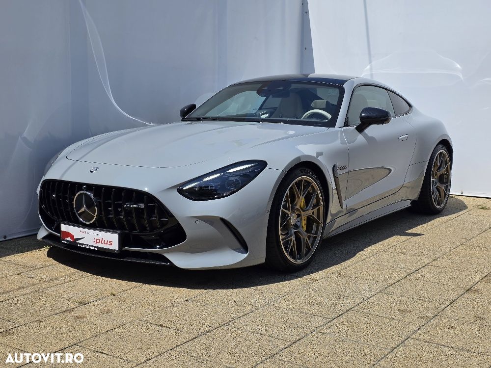 Mercedes-Benz AMG GT - 3