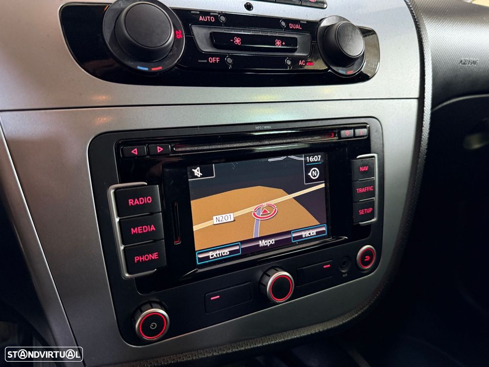 SEAT Leon 1.6 TDI Sport DSG - 22